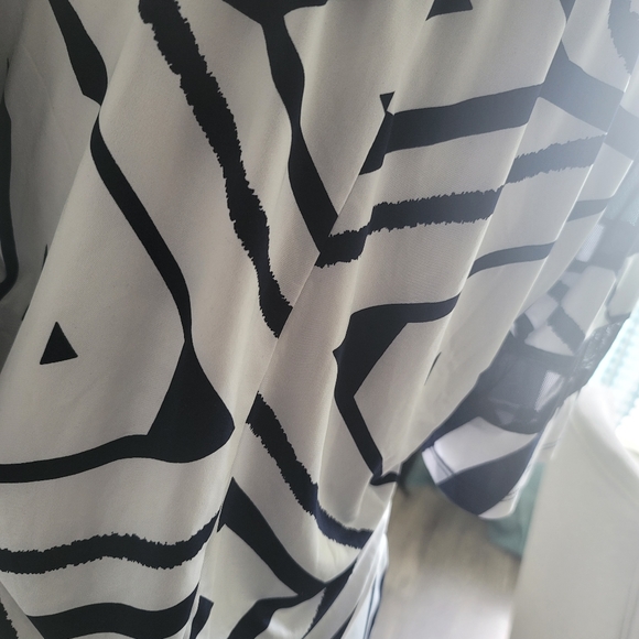 Off the Shoulder Dress - 2X - Picture 4 of 5